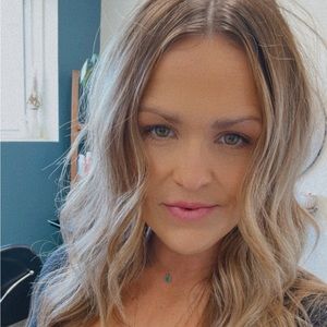 Meet your Posher, Tiffany